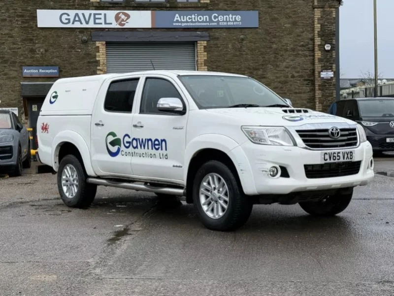Gavel Auctioneers Ltd - Unreserved Online Auction - 2015 Toyota Hilux Invincible Double Cab 4X4 Pick Up, 83k miles - Auction Image 1