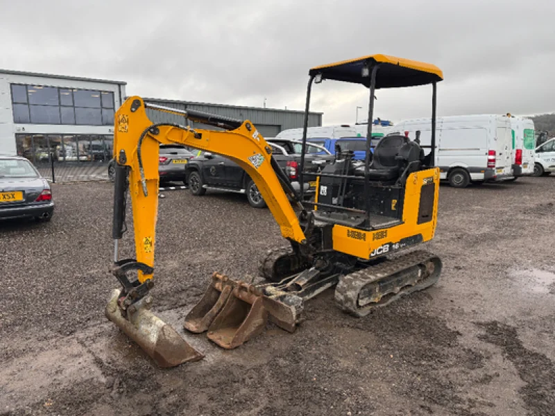 AMS - Plant Machinery, Commercial Vehicles, Cars and General Equipment - Auction Image 2