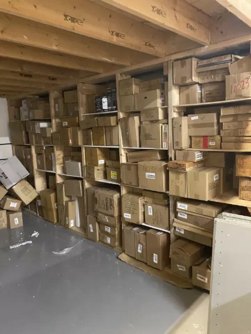 JPS Chartered Surveyors - One Lot Auction of party Stock - £75k Cost Price to include banners, Balloons, Invitations, Confetti, paper Lantern, Disposable Tableware & More - Auction Image 2