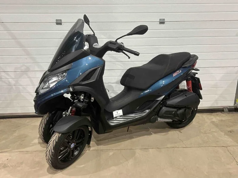 Sweeney Kincaid - Motorcycles, Scooters & Motorcycle Apparel at Auction - Auction Image 4