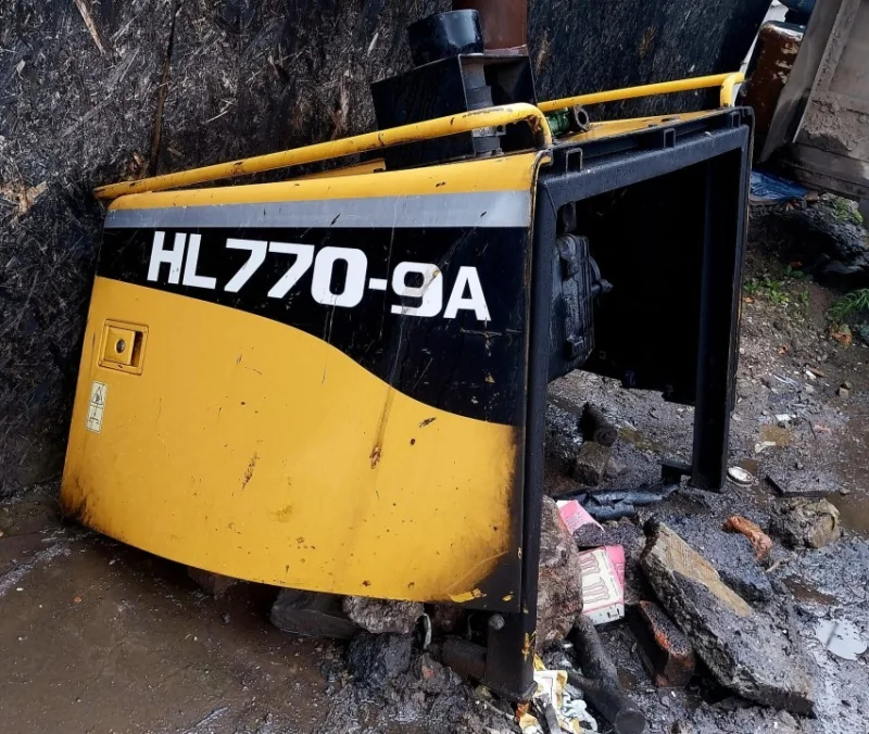 BTG Eddisons - Stockport - Hyundai HL-770-9A Loading Shovel and Liugong CLG 922e Excavator (2014) at Auction - Auction Image 6