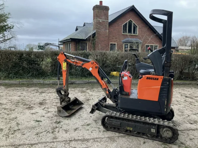 Gavel Auctioneers Ltd - Stolen Recovered 2020 Doosan DX10Z Excavator at Auction - Auction Image 3