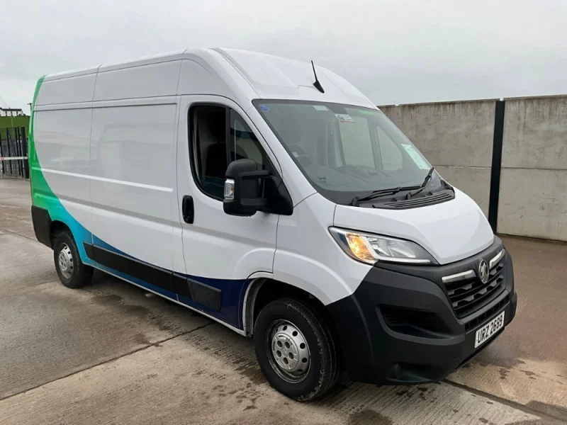 Mid Ulster Auctions Ltd - Vehicle Auction to include: Volkswagen Crafter High Roof Vans, Renault Trafic, Dropside Pickups, Range Rovers, Mercedes-Benz, Nissan Qashqai & much more - Auction Image 1