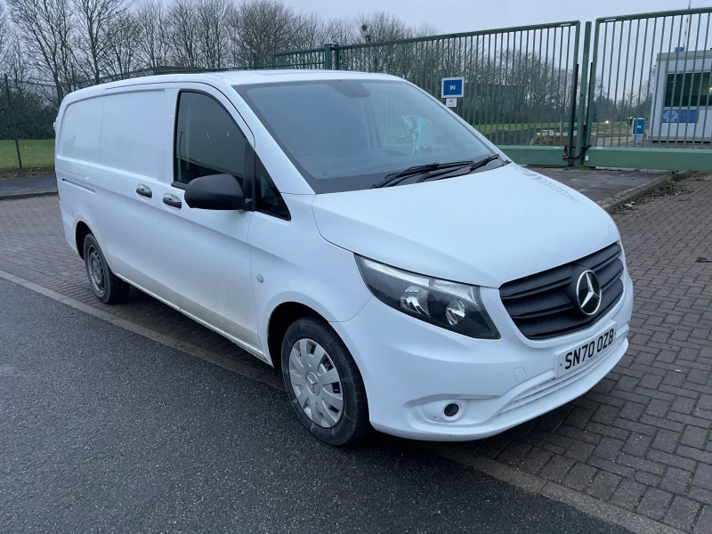 BPI - Commercial Vehicles Auction to include Tractor Units, Curtain Sided Lorries, Luton Vans & Panel Vans - Auction Image 5