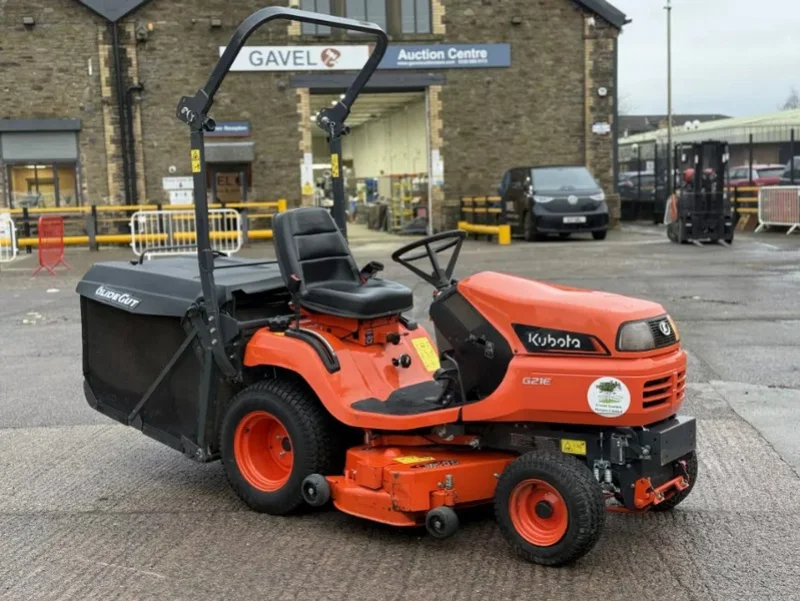 Gavel Auctioneers Ltd - Unreserved Online Auction - 2020 ST401 Kubota Tractor, 2021 Kubota G21E Ride-On Mower & 2020 Winton EFG Flail Mower - Auction Image 1