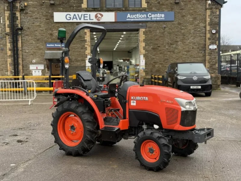 Gavel Auctioneers Ltd - Unreserved Online Auction - 2020 ST401 Kubota Tractor, 2021 Kubota G21E Ride-On Mower & 2020 Winton EFG Flail Mower - Auction Image 2