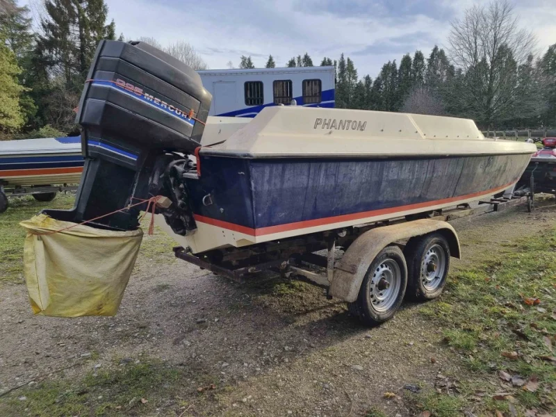 BTG Eddisons - Stockport - 2 x Phantom Sports Boats with Mercury Outboard Motors at Auction - Auction Image 2