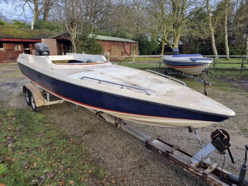 BTG Eddisons - Stockport - 2 x Phantom Sports Boats with Mercury Outboard Motors at Auction - Auction Image 3