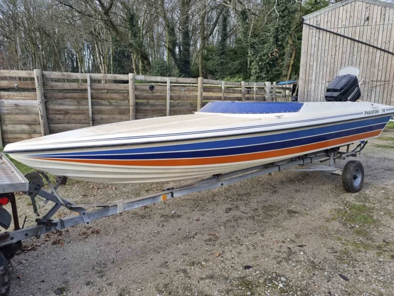 BTG Eddisons - Stockport - 2 x Phantom Sports Boats with Mercury Outboard Motors at Auction - Auction Image 4