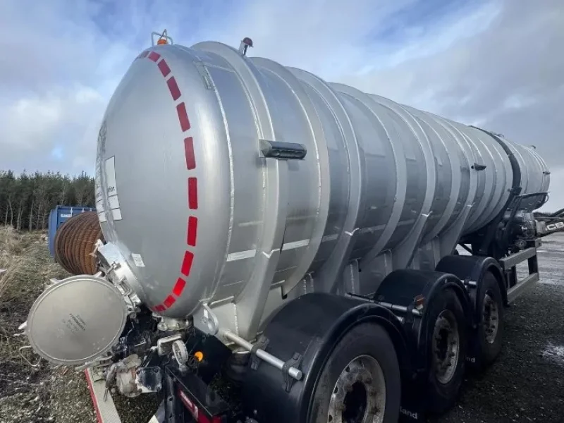 Gavel Auctioneers Ltd - Salvage 2020 Crossland 33,000L Aluminium Vacuum Tank Trailer Auction - Auction Image 1