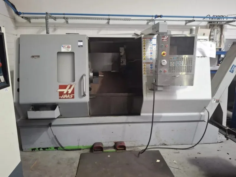 BTG Eddisons - Stockport - Contents of Precision Engineering Company Auction Including Haas Machining Centre, EDM Machines, Milling Machines, Lathe, Compressors, Fork Lift Truck, Jack Legged Site Cabin etc - Auction Image 2