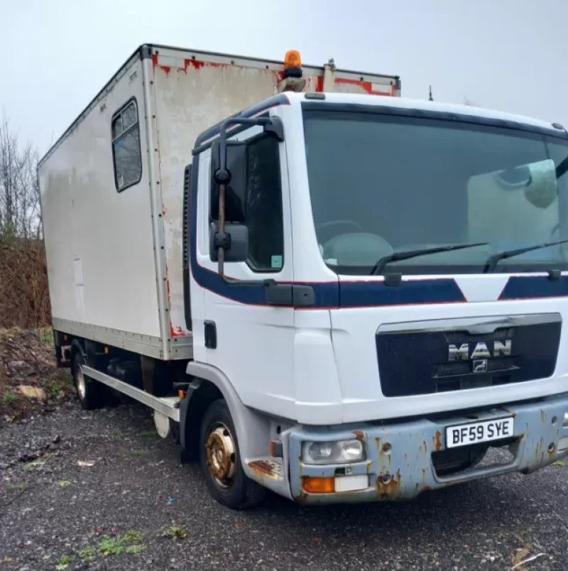 Gavel Auctioneers Ltd - Vans & Car Auction - Auction Image 7