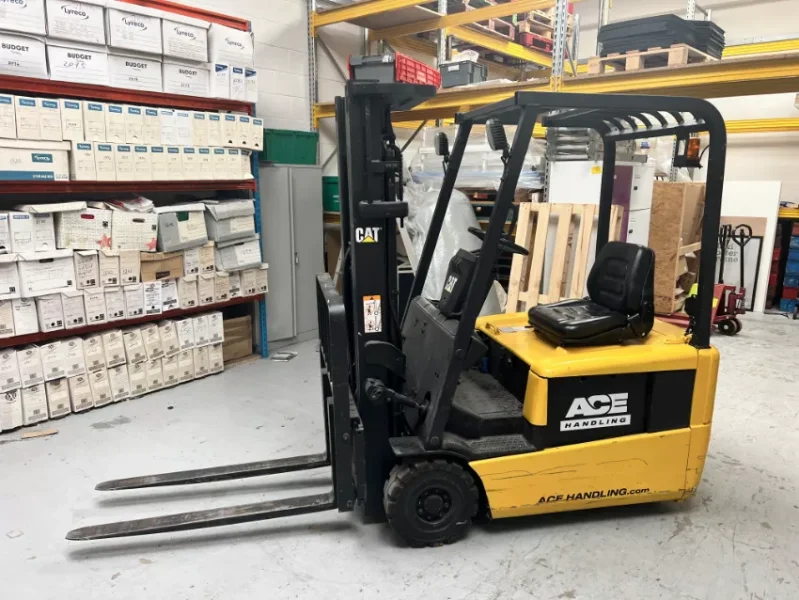 JPS Chartered Surveyors - Warehousing Equipment Auction to include Pallet Racking, caterpillar Forklift Truck, Pallet Truck & Power Tools - Auction Image 4