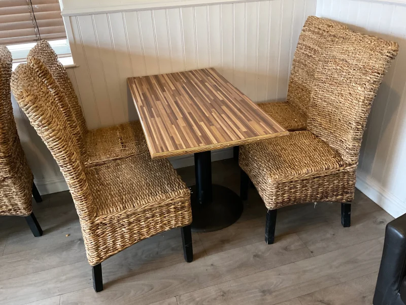 Gavel Auctioneers Ltd - Entire Contents of Redbeck Motel at Auction to include Catering Equipment, Motel Furniture, White Goods, Business Signage & more - Auction Image 2