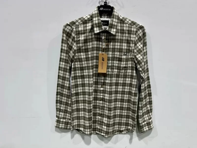 Gavel Auctioneers Ltd - Designer Outdoor Clothing Auction - Auction Image 3