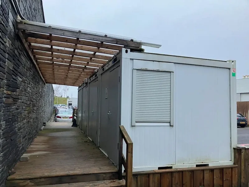 Williams Auctions - Shower Cabin Auction - Auction Image 4