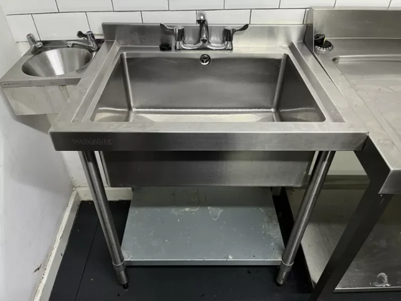 JPS Chartered Surveyors - Events & Catering Auction | Lots Include: Walk-In Cold Units, Commercial Catering Equipment, Event Decor and More - Auction Image 1