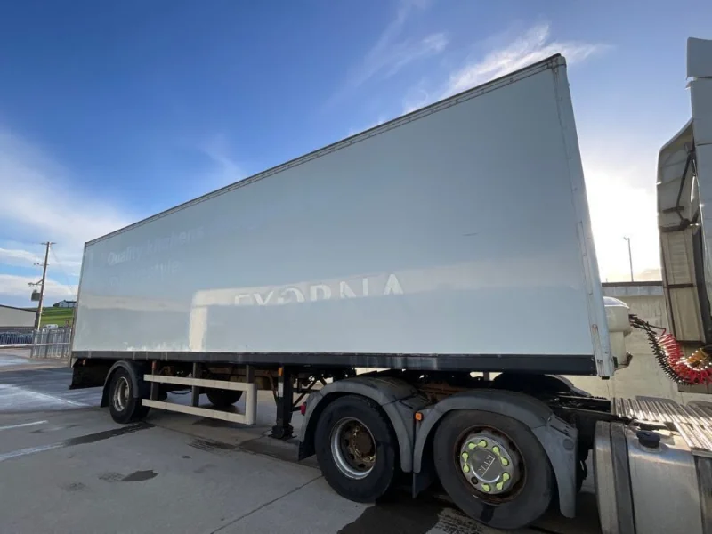 Mid Ulster Auctions Ltd - Vans, Cars, HGV's, Scooters & More at Auction - Auction Image 5