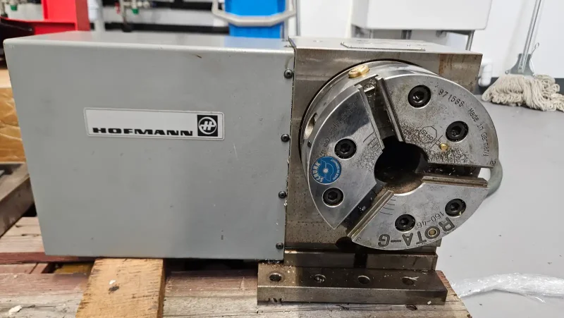 Williams Auctions - Auction of CNC Milling Machines - Auction Image 2