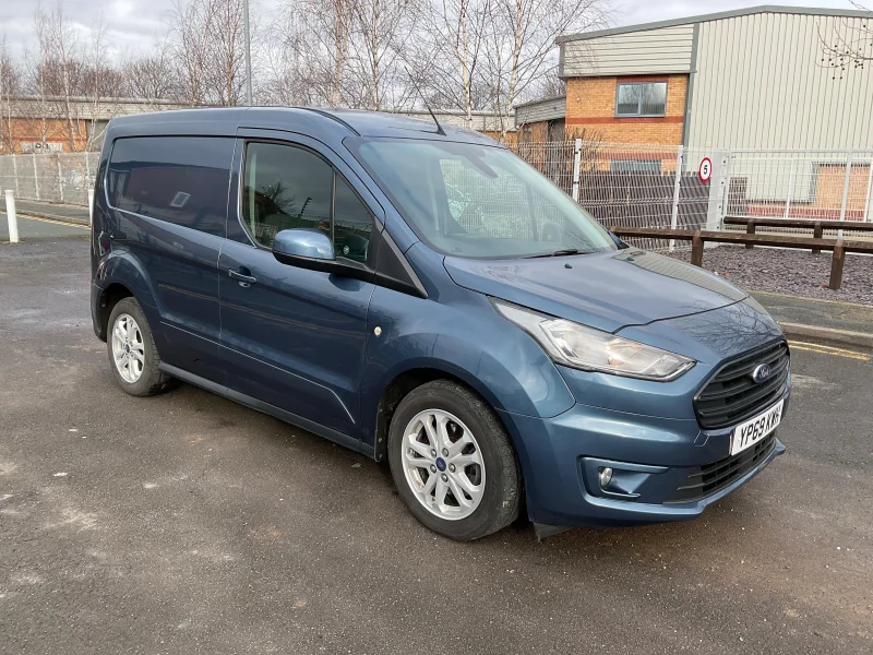 BPI - Commercial Vehicles Auction to include Tractor Unit, Coach, Minibus, Flatbed Lorry, Panel Van & Car Trailer - Auction Image 4