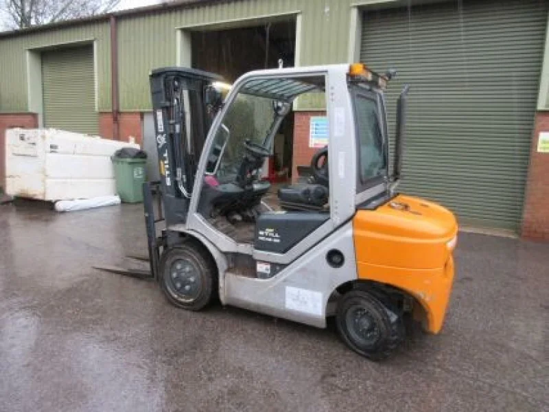 Lambert Smith Hampton - Exeter - 9 x Excavators, Asphalt Paver,  34 x Vehicles, Groundwork  Equipment, etc at Auction - Auction Image 6