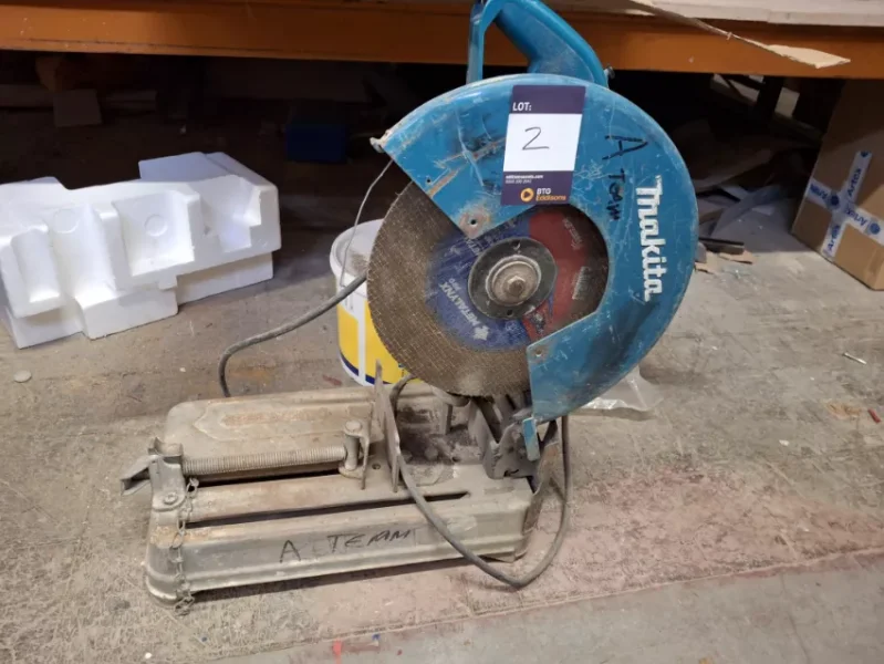 BTG Eddisons - Stockport - Contents of Ceilings & Partitions Company Auction to include Power Tools, Tool Safes, Ceiling Tiles, Stud Tracking, Mini 3-Wheel Heavy Duty Rubble Trolley Skip - Auction Image 4