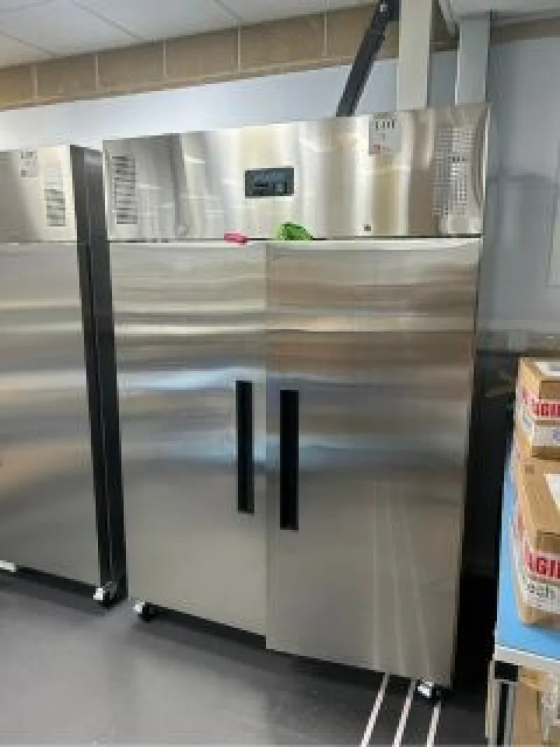 Lambert Smith Hampton - Southampton - Laboratory Test Equipment, Electrical Engineering, Catering, Vehicles, Trailers etc available at Auction - Auction Image 4