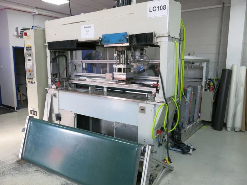 G J Wisdom & Co - Complete Flocking, Foam & Sponge Manufacturing Equipment Auction - Auction Image 8