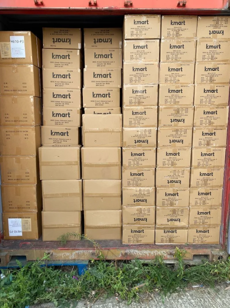 G J Wisdom & Co - For Sale by Tender - Huge Quantity of Retail Stock and 64 x 20ft Shipping Containers - Auction Image 5