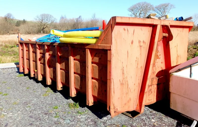 BTG Eddisons - Stockport - Assets of a North Wales Civil Engineering Contractors to include DAF CF440 Grab/Tipper Wagon, DAF CF75.310 Hot Box, Volvo FM12 Skip Loader, Transit Vans & More at Auction - Auction Image 7