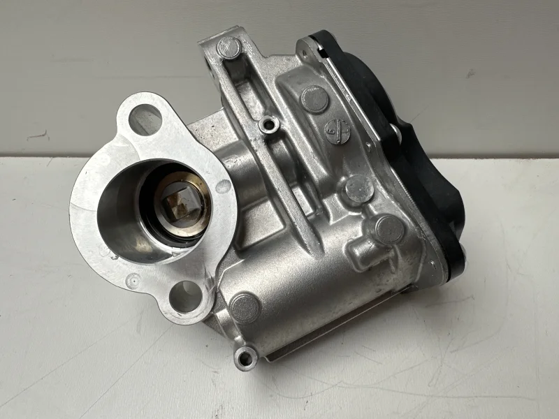 AMS - Selection of Car & Commercial Vehicle Parts Auction - Auction Image 6