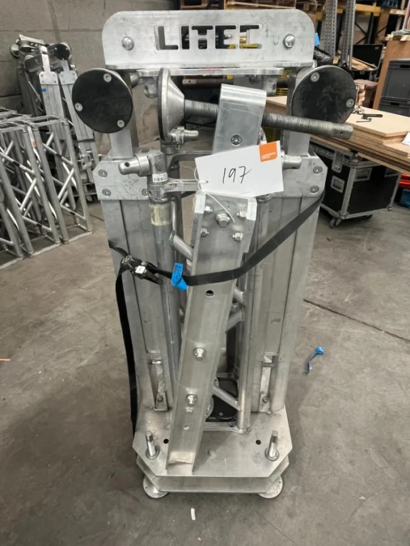 Landwood Group - Online Auction Sale of 500 Lots of Audio-Visual Equipment; 2022 Mercedes 314 LWB VAN - Auction Image 3