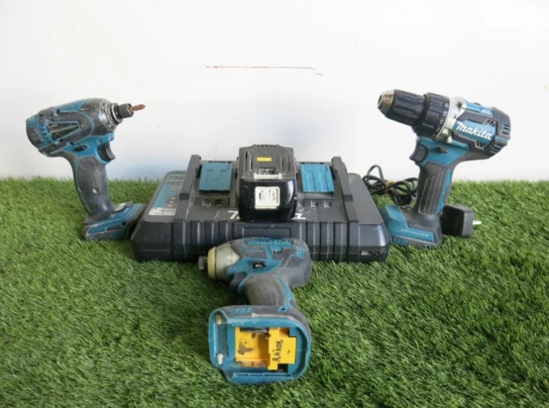 G J Wisdom & Co - Woodworking Machinery, Power Tools & General Building Site Equipment Auction - Auction Image 5