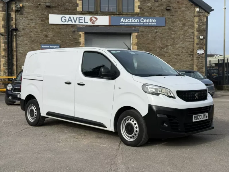 Gavel Auctioneers Ltd - Unreserved Online Auction - Fleet of 12no. 2024 & 2023 Panel Vans - Auction Image 2