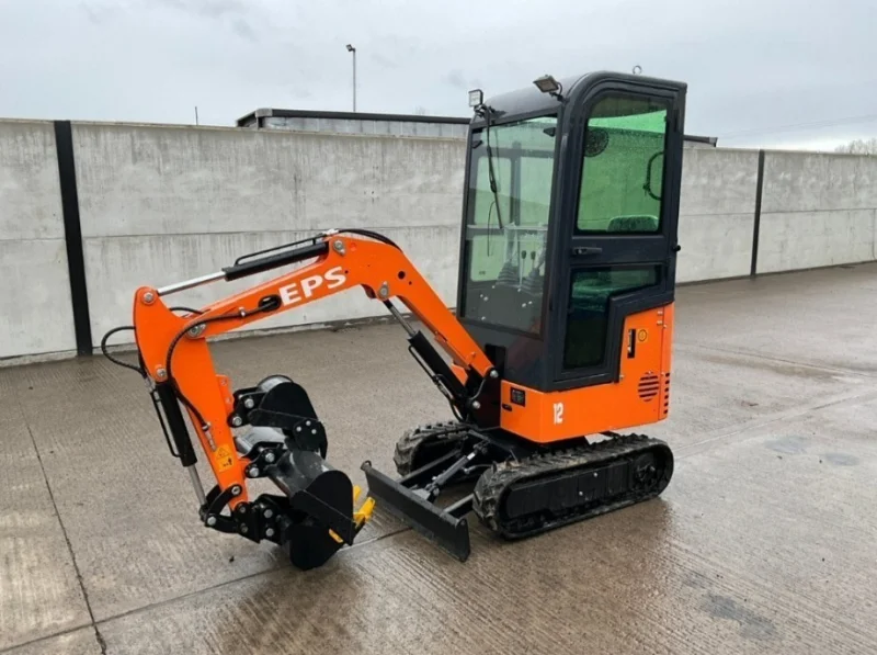 Mid Ulster Auctions Ltd - Contractors’ Plant, Diggers, Dumpers, Forklifts, Tractors & Trailers Auction - Auction Image 3