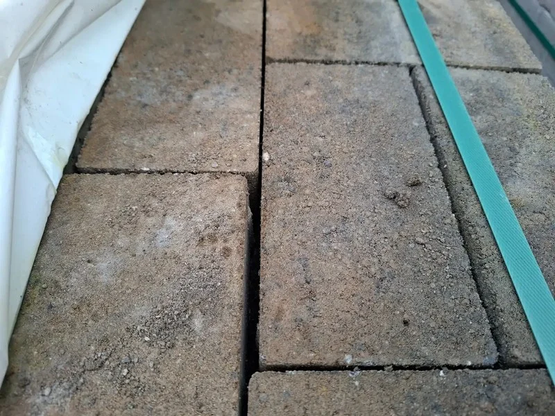 Wilsons Auctions - Auction Of A&G Paving Brick Product - Auction Image 5