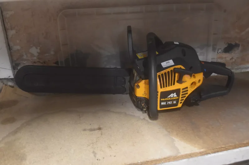 Gilbert Baitson - Motor Vehicles, Tools, Waste Compactors and Ironmongery  Cycles, Appliances and Furnishings available at Auction - Auction Image 3