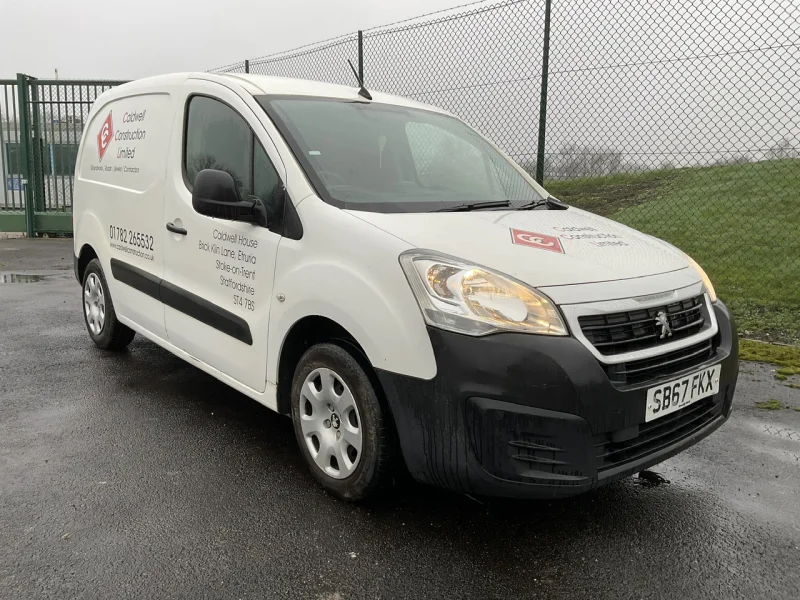 BPI Asset Advisory Ltd - Commercial Vehicle Auction to include 2017 Ford Ranger Wildtrak, 2017 Toyota Proace Comfort, 2017 Ford Transit Custom & Vauxhall Vivaro Panel Vans - Auction Image 4