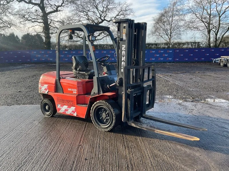 BPI - Electric & Diesel Combilift Side Loaders & Forklift Truck Auction - Auction Image 4