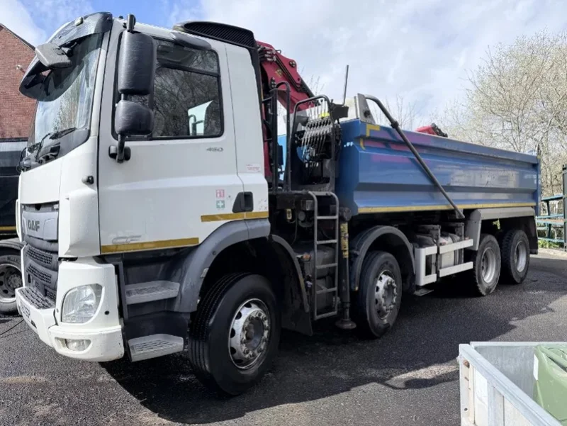 Kumar & Company - 2020 DAF Tipper Grab & Hot Box Road Surfacing Trucks & Range of Tippers & Transit Tipper, Vans & Fiat Full Back Double Cab Pick Up Available at Auction - Auction Image 1