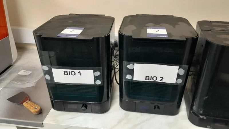 BTG Eddisons - Stockport - Assets of a Dental Laboratory at Auction - Auction Image 5