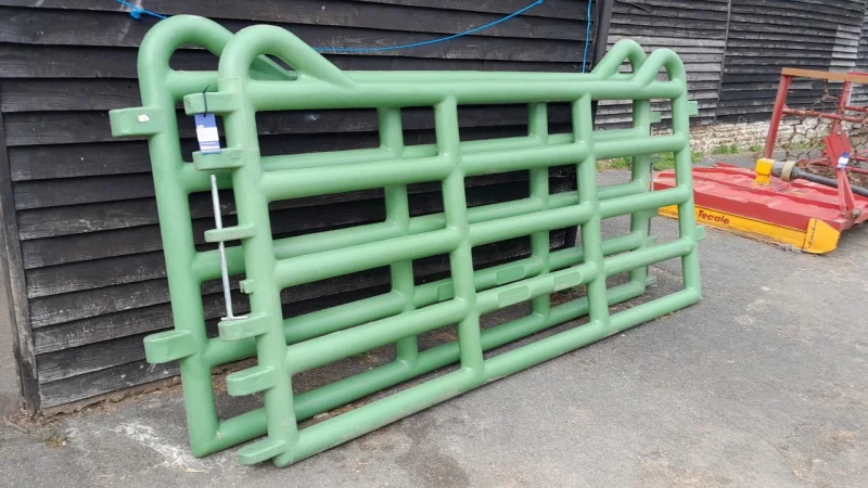 BTG Eddisons - Stockport - Assets of a Horse Racing Trainer at Auction - Auction Image 6