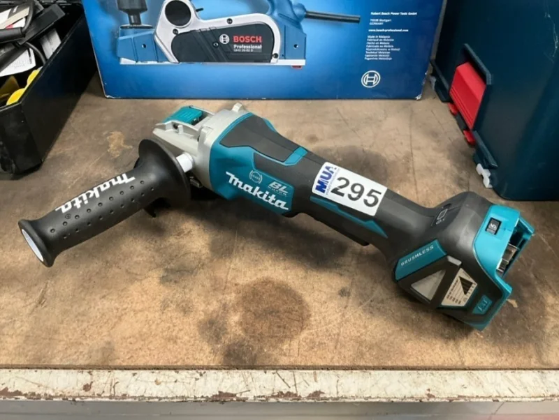 Mid Ulster Auctions Ltd - Industrial Tools, Fixings & Workshop Equipment Auction - Auction Image 5