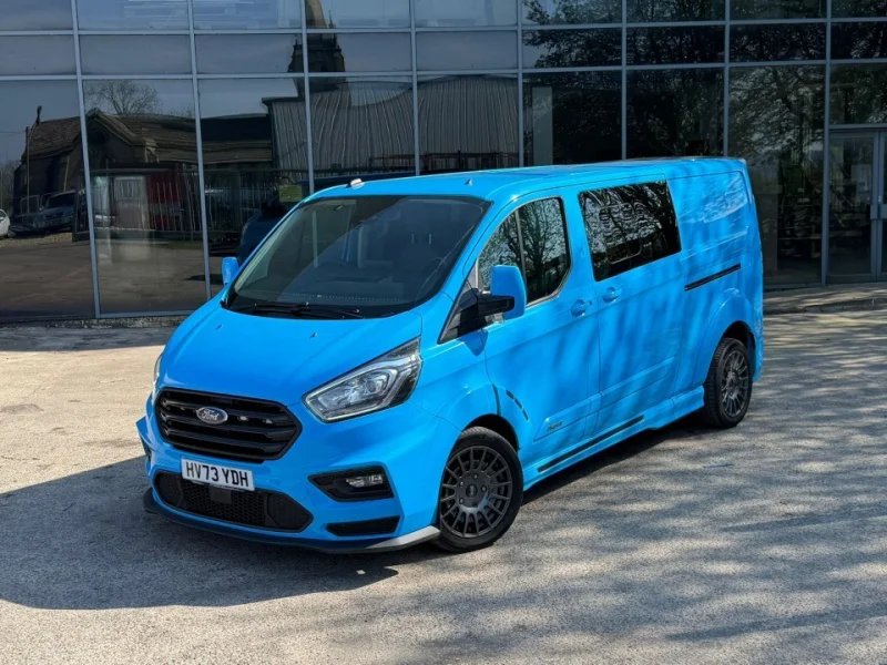 BTG Eddisons - Stockport - Prestige Cars to include Lamborghini, Porsche Cayenne, BMW, Land Rover, Range Rover, Audi, Mercedes & Light Commercials Auction - Auction Image 2