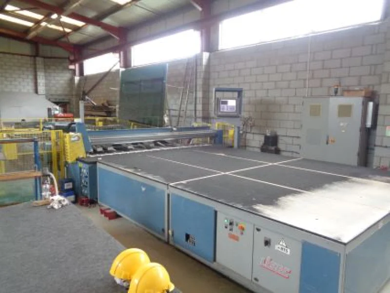 Lambert Smith Hampton - Bristol - Sealed Glass Manufacturing and Factory Equipment, Forklift, Gantry Crane, Vehicles, etc - Auction Image 2