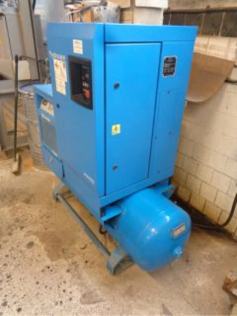 Lambert Smith Hampton - Bristol - Sealed Glass Manufacturing and Factory Equipment, Forklift, Gantry Crane, Vehicles, etc - Auction Image 9