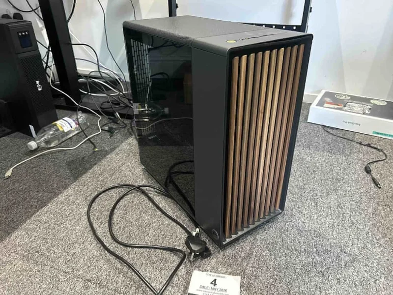 Sweeney Kincaid - Media Production Auction - Video, Apple Macs, Cameras & Office Equipment - Auction Image 2
