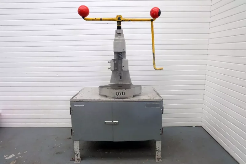 Griffin James Ltd - Engineering Machinery, Tooling & Equipment at Auction - Auction Image 8