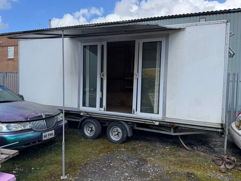 Pinder Asset Solutions Ltd - The Assets of an Insulation Installer inc 11 Vans, Insulation Filling Equipment, Compressor & Generators, Hand Tools, Ladders, Insulation Stock at Auction - Auction Image 9