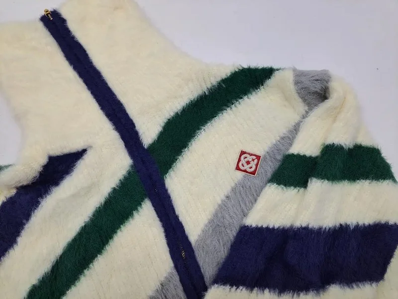 Wilsons Auctions - Unreserved Designer Auction - Auction Image 3